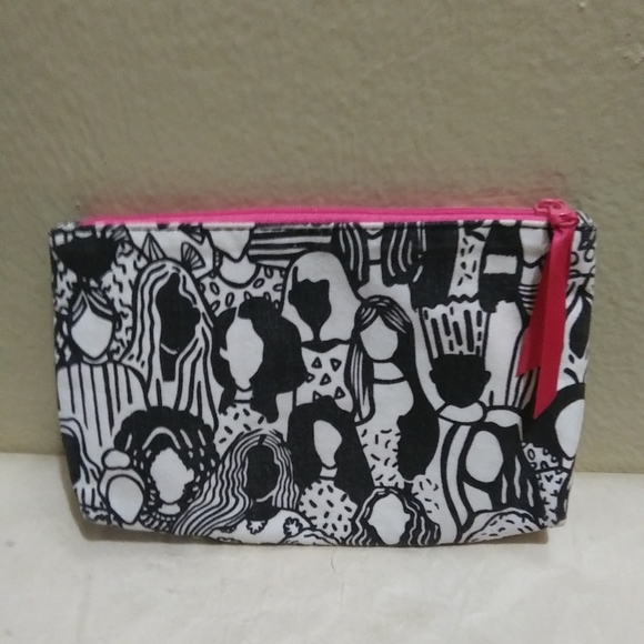 Ipsy Cosmetic Bag - Picture 8 of 16